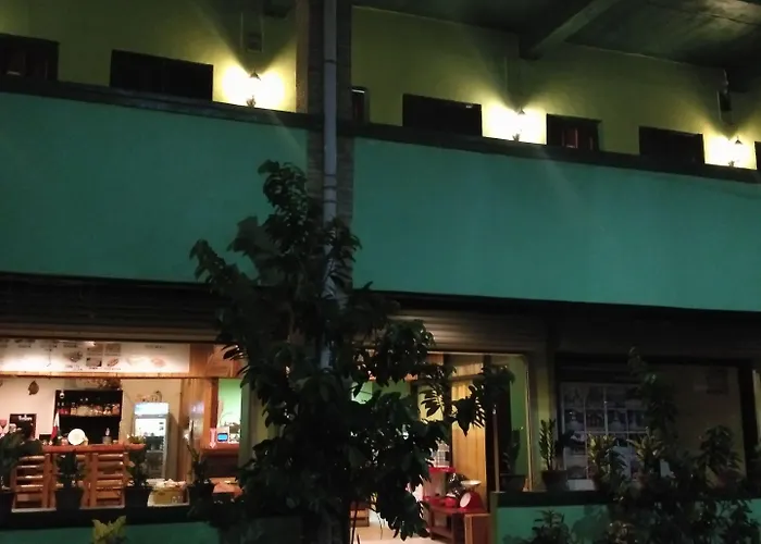 Inn Aosmec Square *