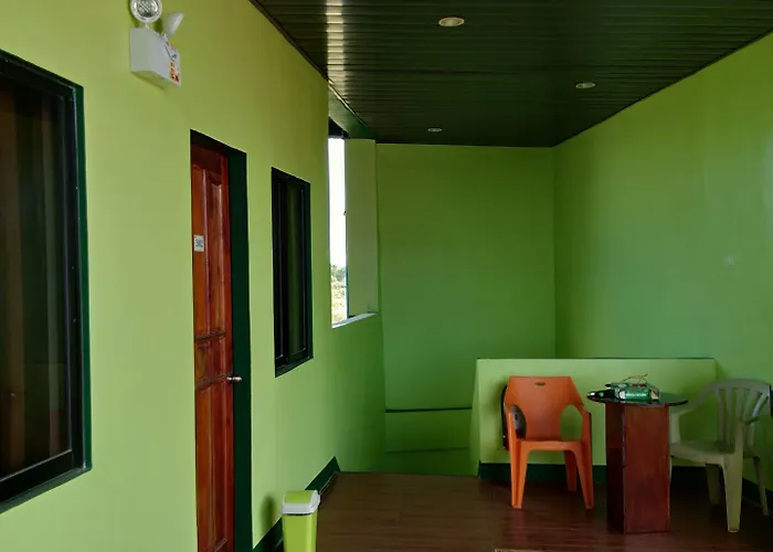 Inn Aosmec Square *
